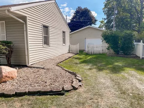 1109 Wright Ave, La Porte, IN 46350 photo 27