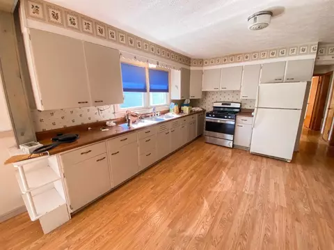 1109 Wright Ave, La Porte, IN 46350 photo 6
