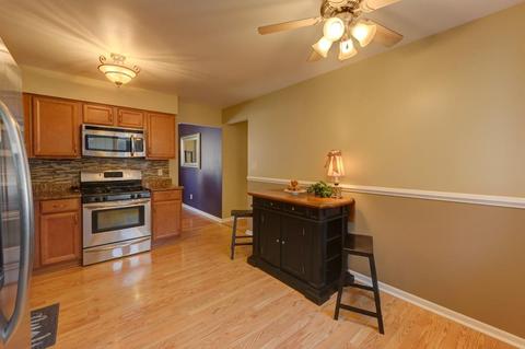 8827 Jackson Ct, Munster, IN 46321 photo 10
