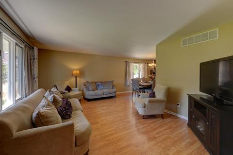 8827 Jackson Ct, Munster, IN 46321 photo 5