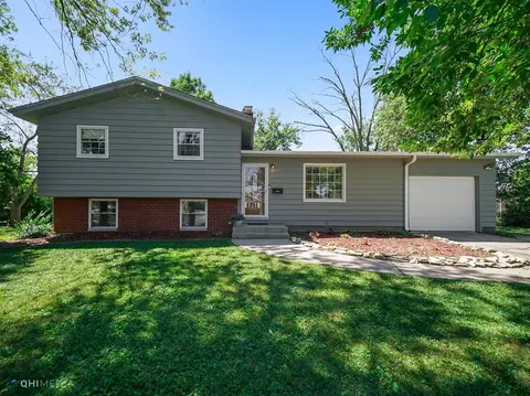 7958 Monaldi Dr, Munster, IN 46321 photo 1