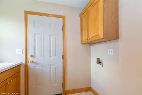 7158 E 107th Ct, Crown Point, IN 46307 photo 13