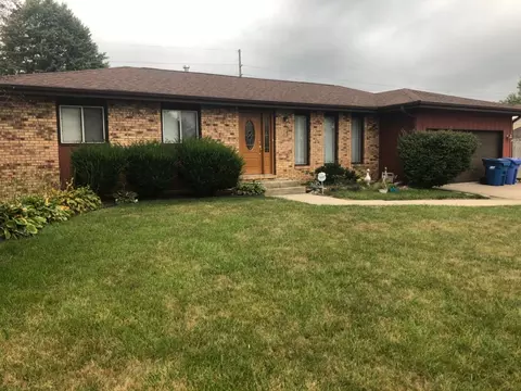515 Northgate Dr, Crown Point, IN 46307 photo 1