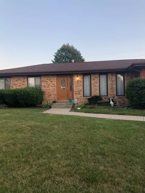 515 Northgate Dr, Crown Point, IN 46307 photo 3