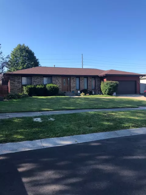 515 Northgate Dr, Crown Point, IN 46307 photo 2