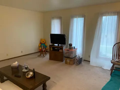 515 Northgate Dr, Crown Point, IN 46307 photo 4