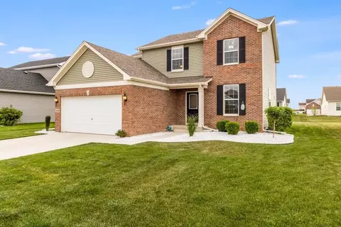 10398 Red Oak Dr, Saint John, IN 46373 photo 3