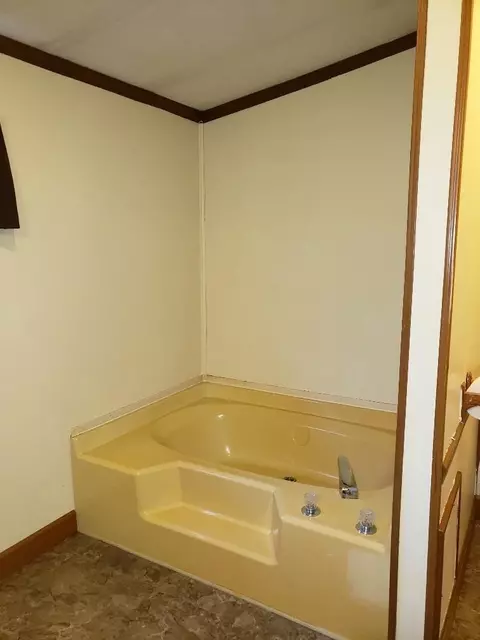 4272 Hawthorn Rd, Wheatfield, IN 46392 photo 14