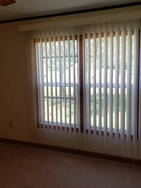 4272 Hawthorn Rd, Wheatfield, IN 46392 photo 5