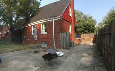 7236 Mclaughlin Ave, Hammond, IN 46324 photo 2