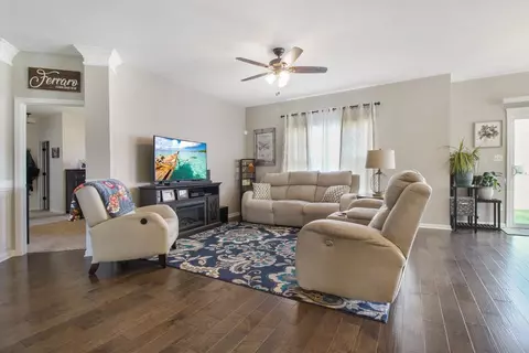 11583 Georgia Pl, Crown Point, IN 46307 photo 6