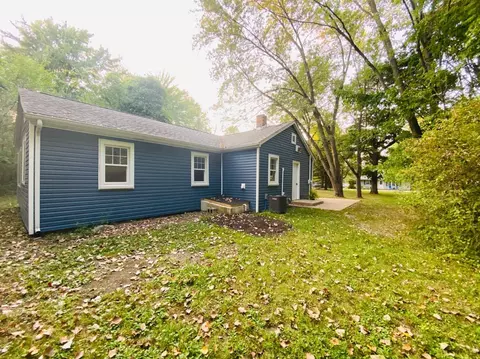 135 Hjelm Rd, Porter, IN 46304 photo 6