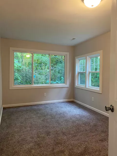 135 Hjelm Rd, Porter, IN 46304 photo 18