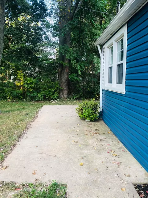 135 Hjelm Rd, Porter, IN 46304 photo 4