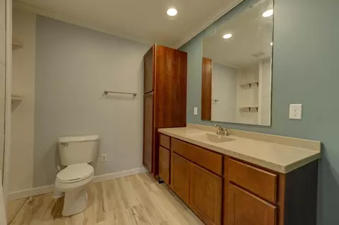 11411 N 215, De Motte, IN 46310 photo 9