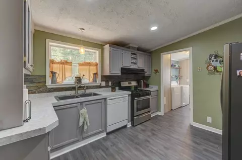 11411 N 215, De Motte, IN 46310 photo 6