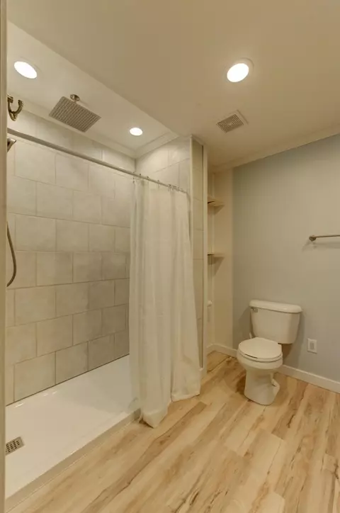 11411 N 215, De Motte, IN 46310 photo 10