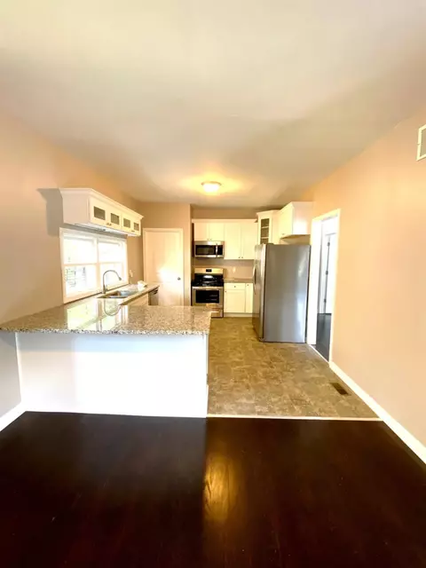 709 Roosevelt St, Gary, IN 46404 photo 5