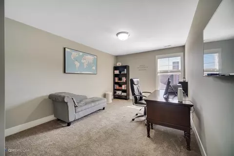 2408 Nottingham Dr, Valparaiso, IN 46383 photo 21