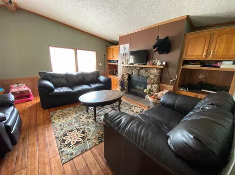 8101 Oak Tree Dr, Rensselaer, IN 47978 photo 3