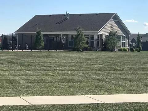 1032 E 114th Ave, Crown Point, IN 46307 photo 2