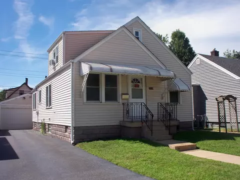 2710 Schrage Ave, Whiting, IN 46394 photo 3