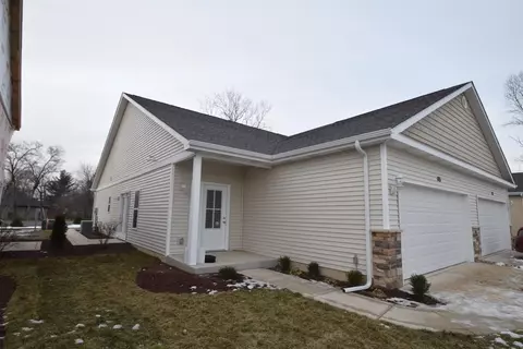 105 Summer Tree Dr, Porter, IN 46304 photo 1