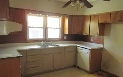 4440 Chase St, Gary, IN 46408 photo 6