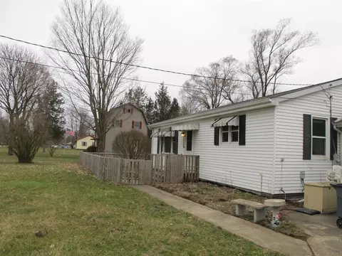 8552 S 300, Hamlet, IN 46532 photo 4