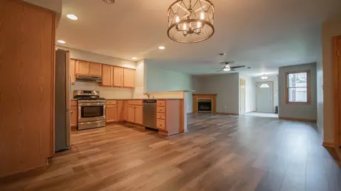 920 Birch Dr, Crown Point, IN 46307 photo 3