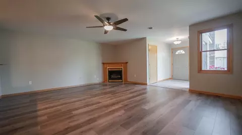920 Birch Dr, Crown Point, IN 46307 photo 5