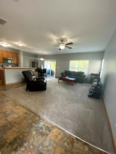 306 Sweetbriar Ct, Lowell, IN 46356 photo 2