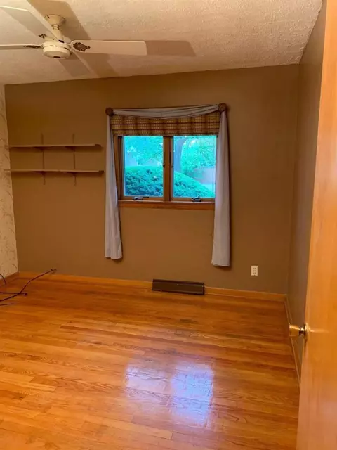 8041 Madison Ave, Munster, IN 46321 photo 11