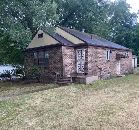 4586 Harrison St, Gary, IN 46408 photo 1