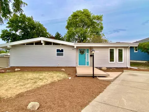 8213 Jackson Ave, Munster, IN 46321 photo 2