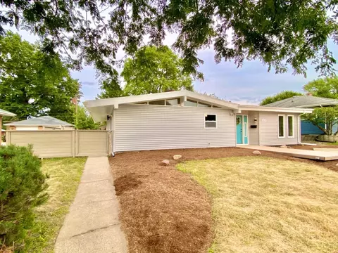 8213 Jackson Ave, Munster, IN 46321 photo 3
