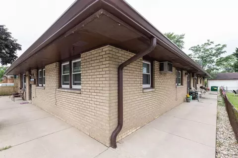 7550 Columbia Ave, Hammond, IN 46324 photo 3