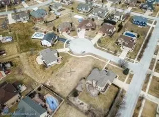 332 Saint Ives Ct, Munster, IN 46321 photo 5