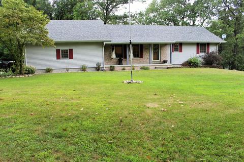 6800 Tranquility Dr, De Motte, IN 46310 photo 1