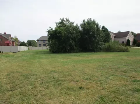 9724 Laurel Ct, Munster, IN 46321 photo 2