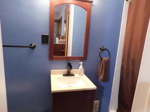 223 Beverly Pl, Munster, IN 46321 photo 23
