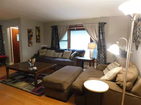 223 Beverly Pl, Munster, IN 46321 photo 12