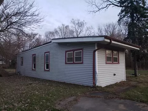 607 S Howard St, Gary, IN 46403 photo 3