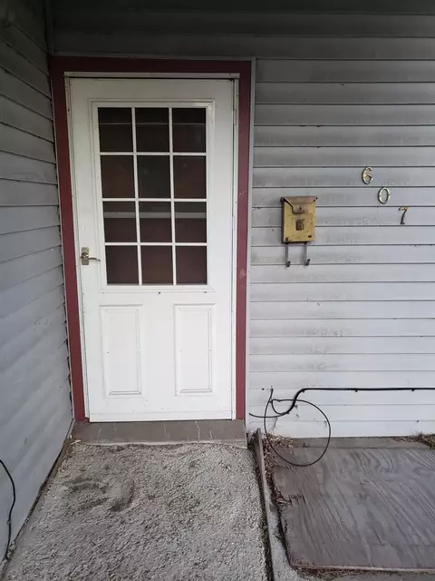 607 S Howard St, Gary, IN 46403 photo 7