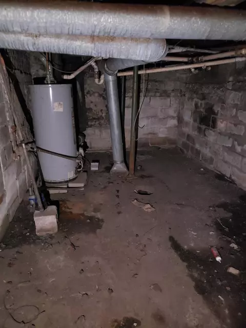 607 S Howard St, Gary, IN 46403 photo 13