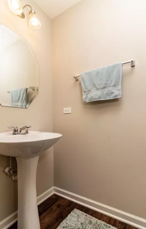 11125 Vermont Cir, Crown Point, IN 46307 photo 22