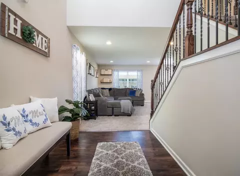 11125 Vermont Cir, Crown Point, IN 46307 photo 3