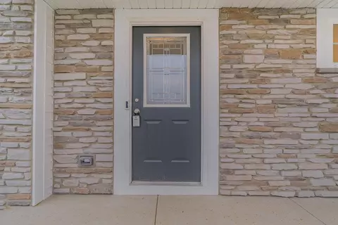 8362 Emerson Dr, Saint John, IN 46373 photo 5