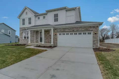 8362 Emerson Dr, Saint John, IN 46373 photo 2