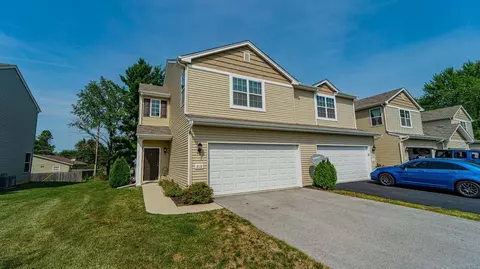 218 Sweetbriar Ct, Lowell, IN 46356 photo 1
